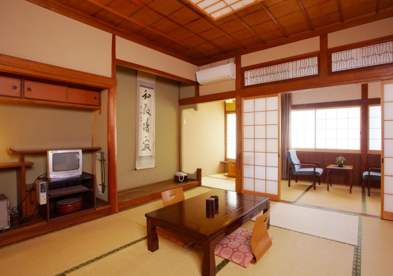 Unzen Iwaki Ryokan Экстерьер фото